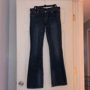 Express Jeans. Low rise, boot cut, size 6.